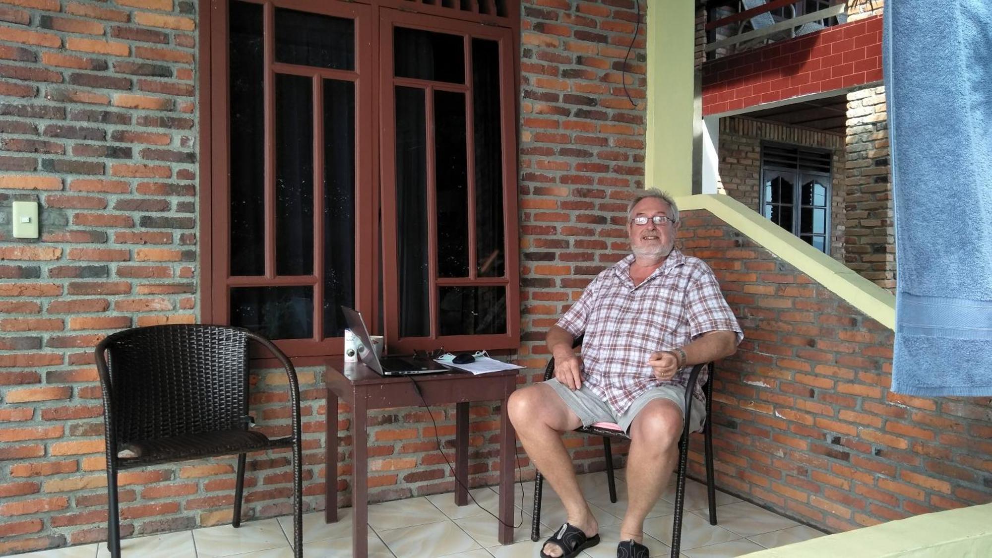 Vulkaan Homestay Berastagi Bagian luar foto