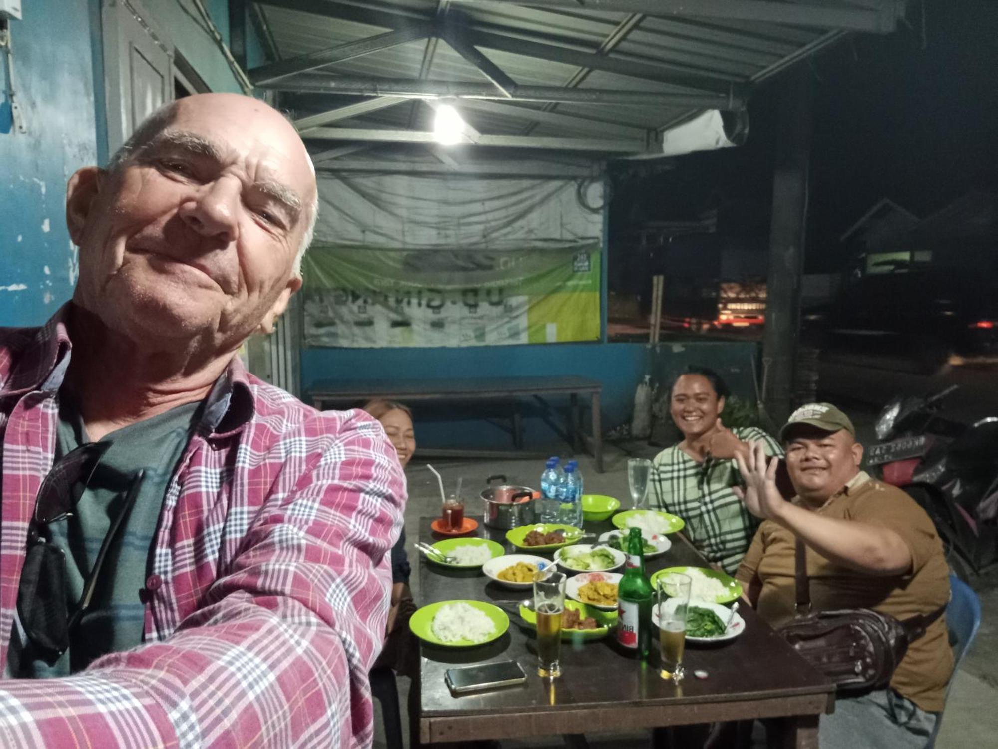 Vulkaan Homestay Berastagi Bagian luar foto