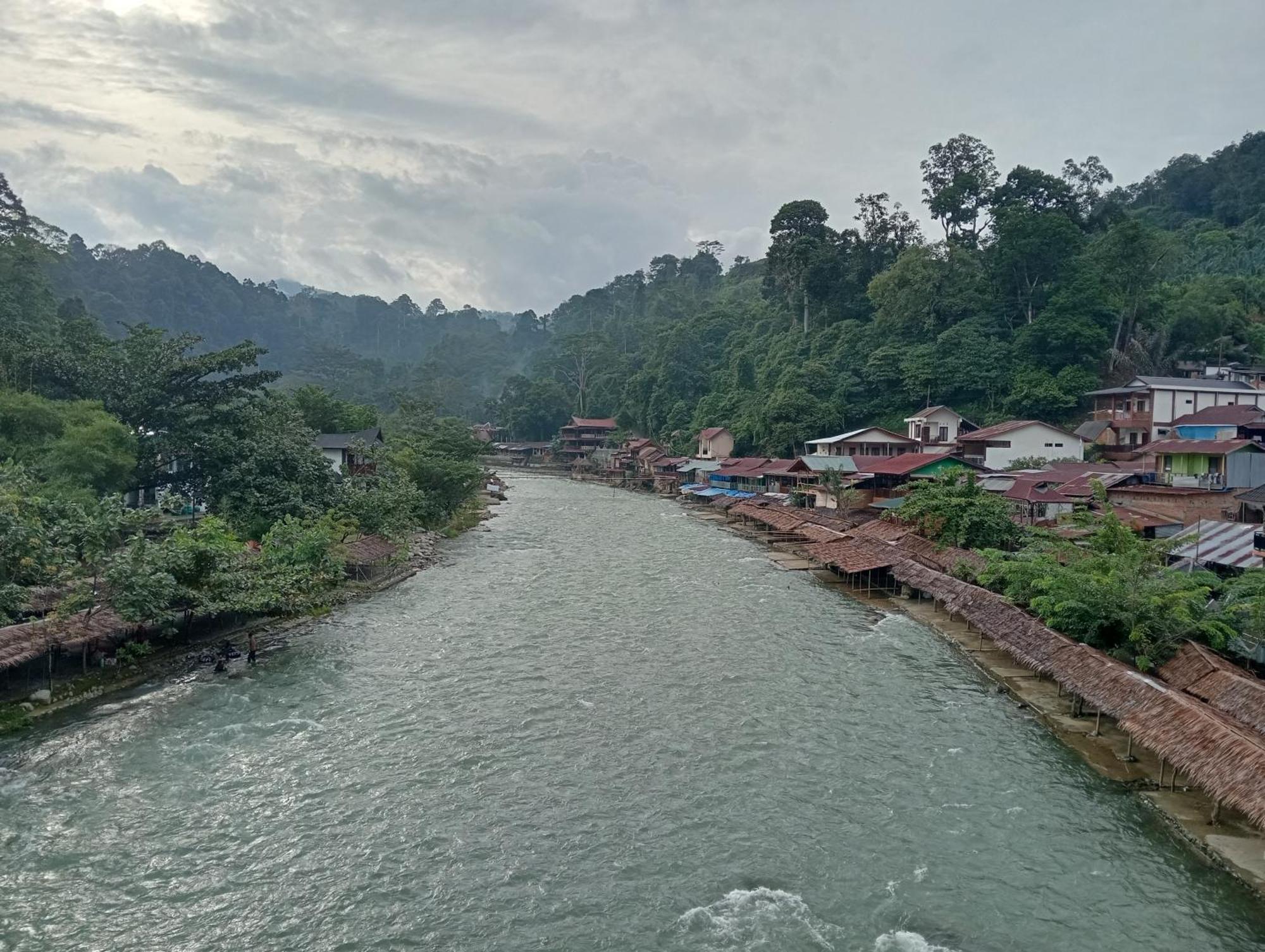 Vulkaan Homestay Berastagi Bagian luar foto